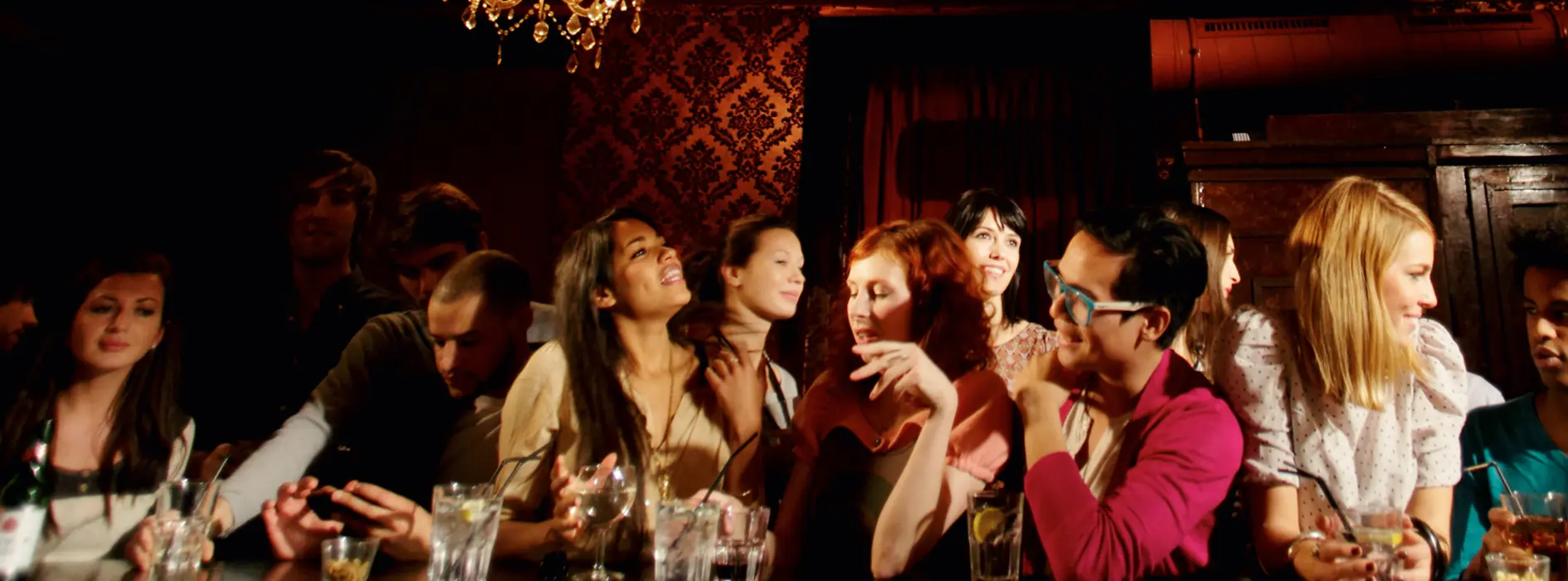 People at the bar of Tanzcafé Jenseits