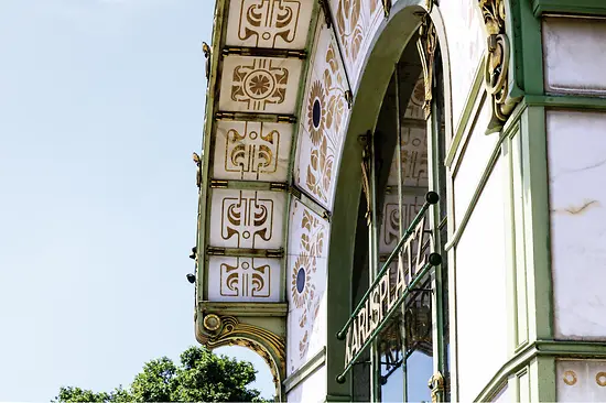 Pavilionul Otto Wagner piaţa Karlsplatz