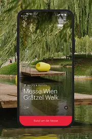 Werbesujet ivie Messe Wien Grätzel Walk - Wasserfläche mit Bäumen und Kunstobjekt