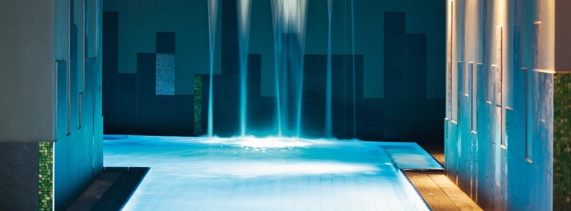 Grotto pool at the Vienna Spa